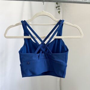 Lululemon energy bra size 4